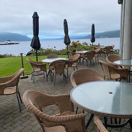 Smaken Av Ryfylke Event As Overnatting, Bygningen Drives Ikke Som Hotell Hjelmeland 外观 照片