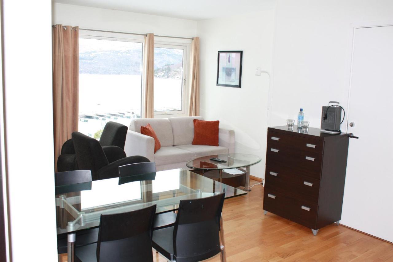 Smaken Av Ryfylke Event As Overnatting, Bygningen Drives Ikke Som Hotell Hjelmeland 外观 照片