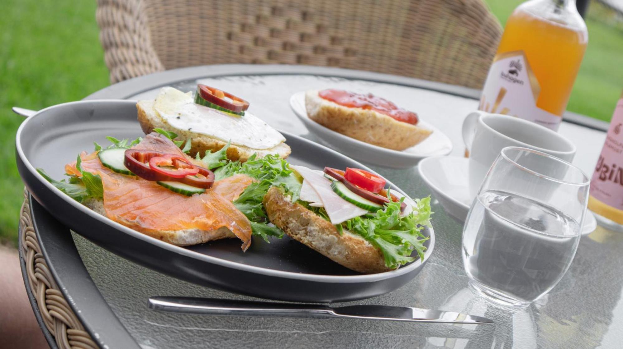 Smaken Av Ryfylke Event As Overnatting, Bygningen Drives Ikke Som Hotell Hjelmeland 外观 照片